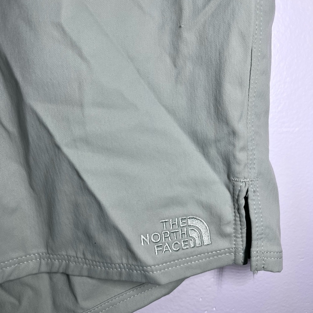 The North Face Aphrodite Bermuda Shorts Women’s Medium Long Misty Sage NWT - Picture 3 of 9